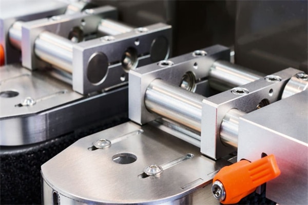 Troubleshooting Common Issues with Round Bottle Labeling Machines